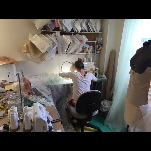 Meet your Posher, Anastasia - Picture 2 of 3